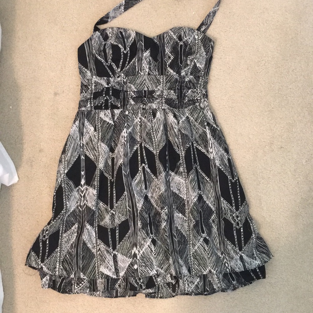 Guess black and white pattern sundress